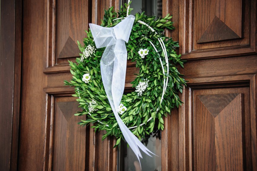 wreath-door